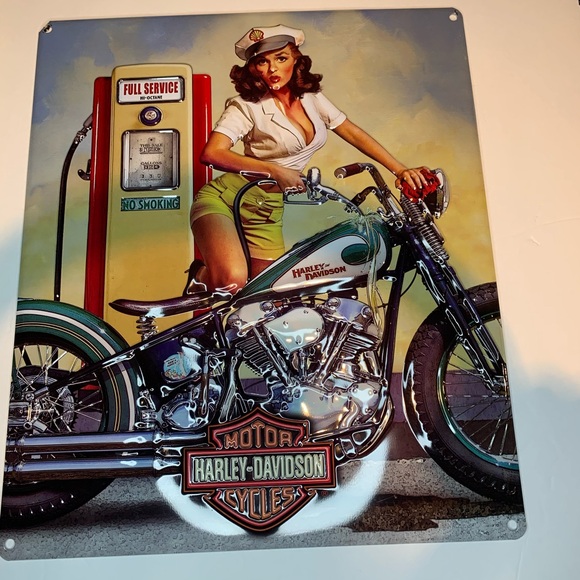 Vintage Harley-Davidson Motorcycles Metal Sign - Collectible Decor - Picture 5 of 5